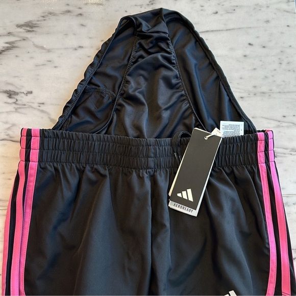 Adidas Marathon 20 Shorts 3" Women's Small - Picture 6 of 7